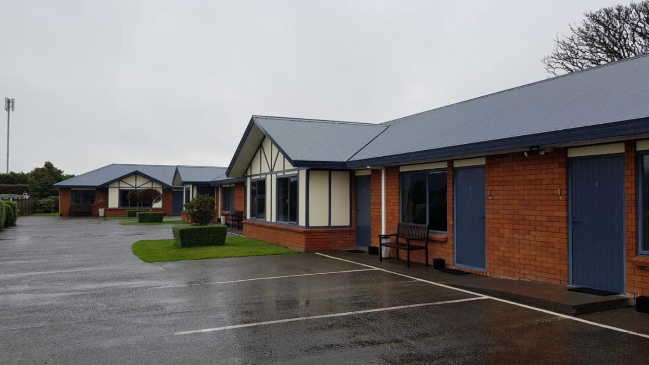 Tudor Lodge Motel Hawera Dış mekan fotoğraf