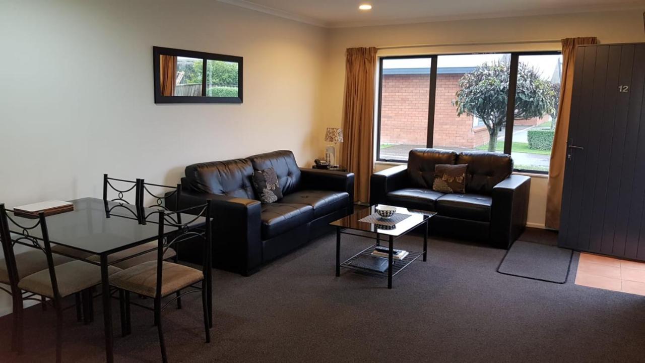 Tudor Lodge Motel Hawera Dış mekan fotoğraf