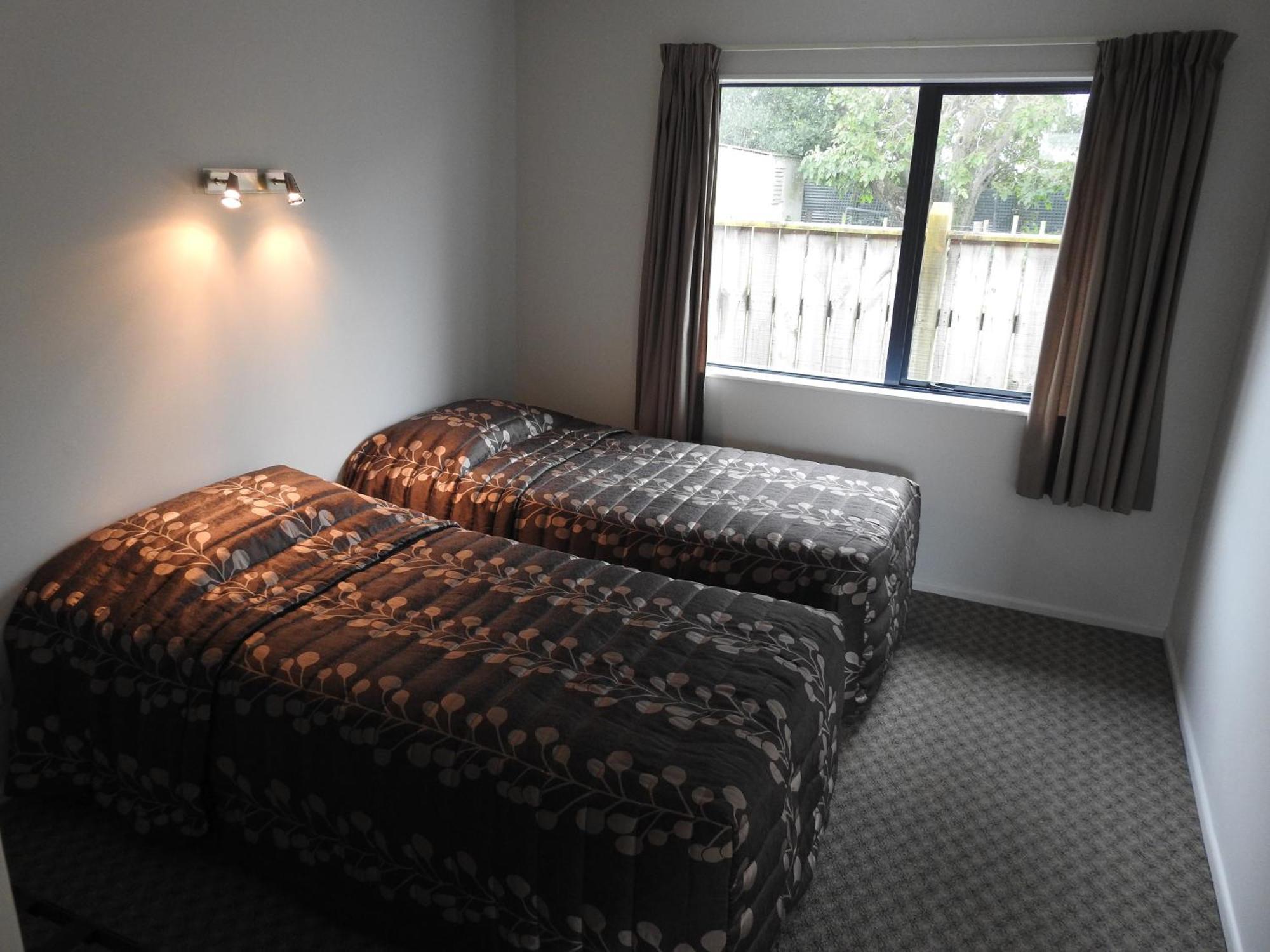 Tudor Lodge Motel Hawera Dış mekan fotoğraf