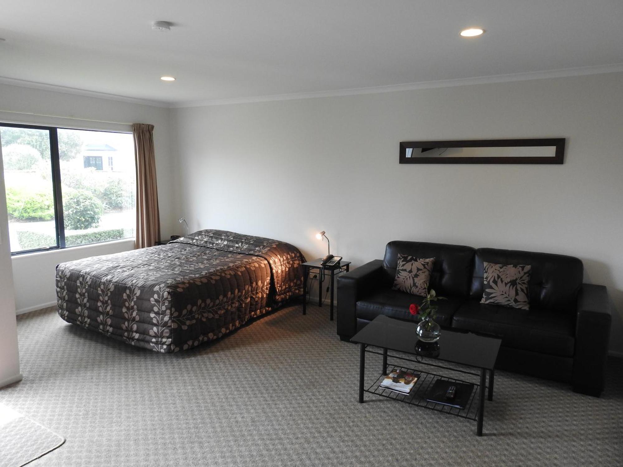 Tudor Lodge Motel Hawera Dış mekan fotoğraf